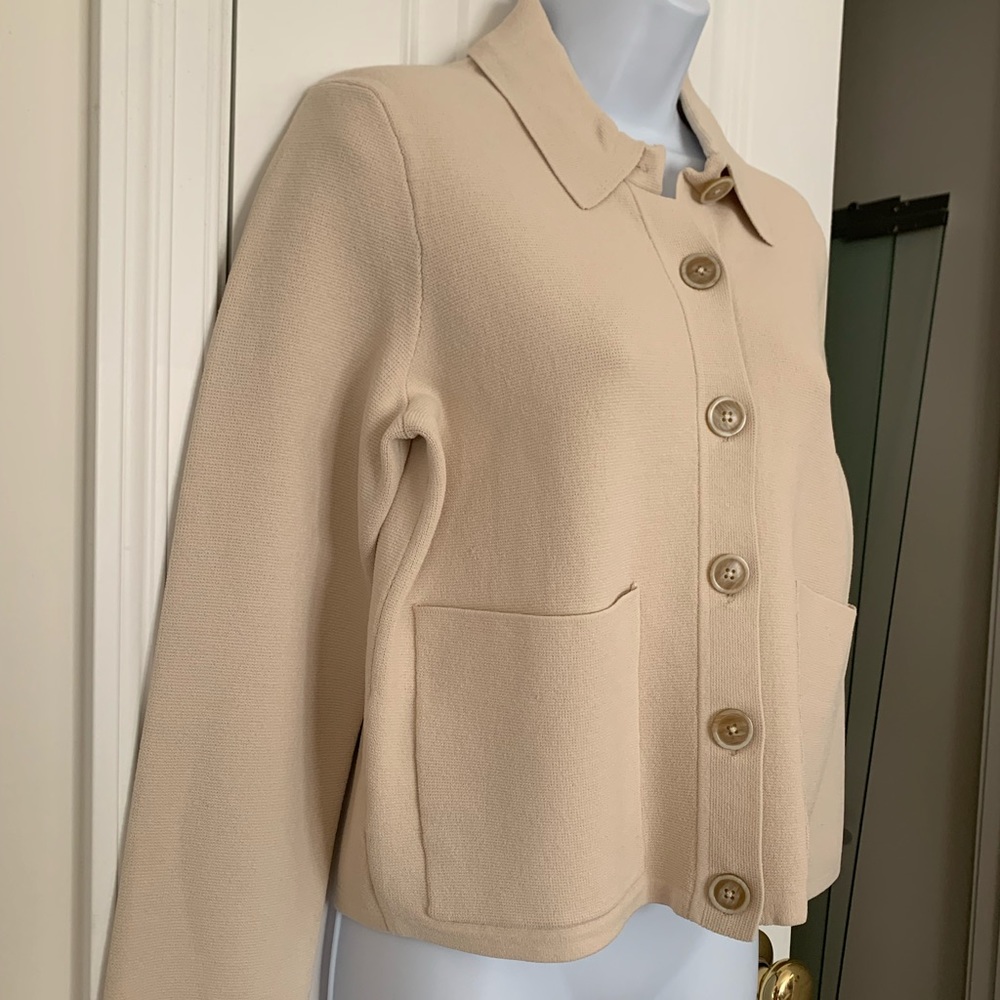 Ann Taylor top size M